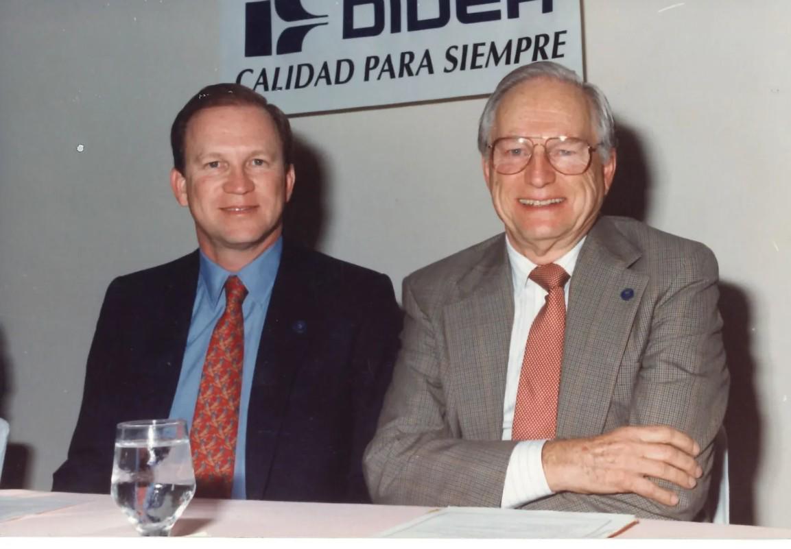 <i>Ricardo Poma y su padre, Luis Poma. Foto Fundación Poma</i>