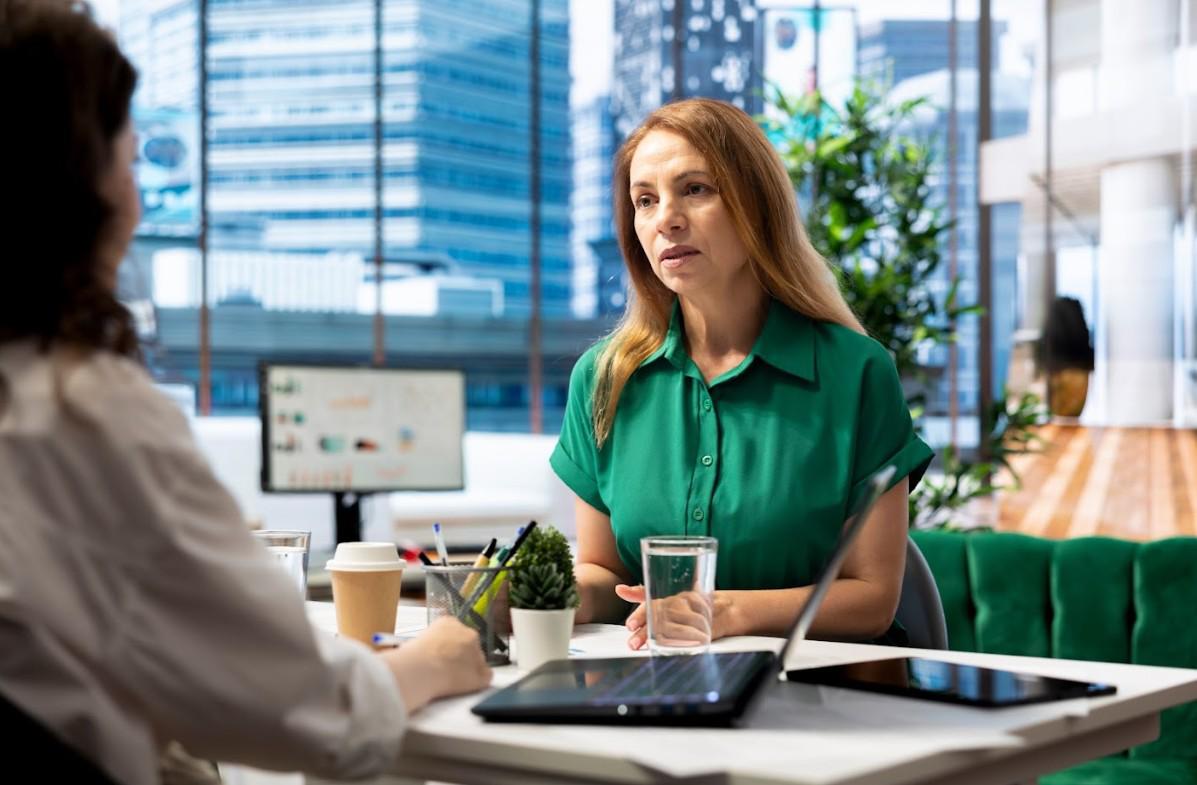 Tendencias 2026 en Recursos Humanos: del job hugging al great flattening