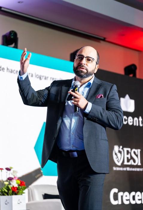 David Tesone, Director del IXL Center Colombia