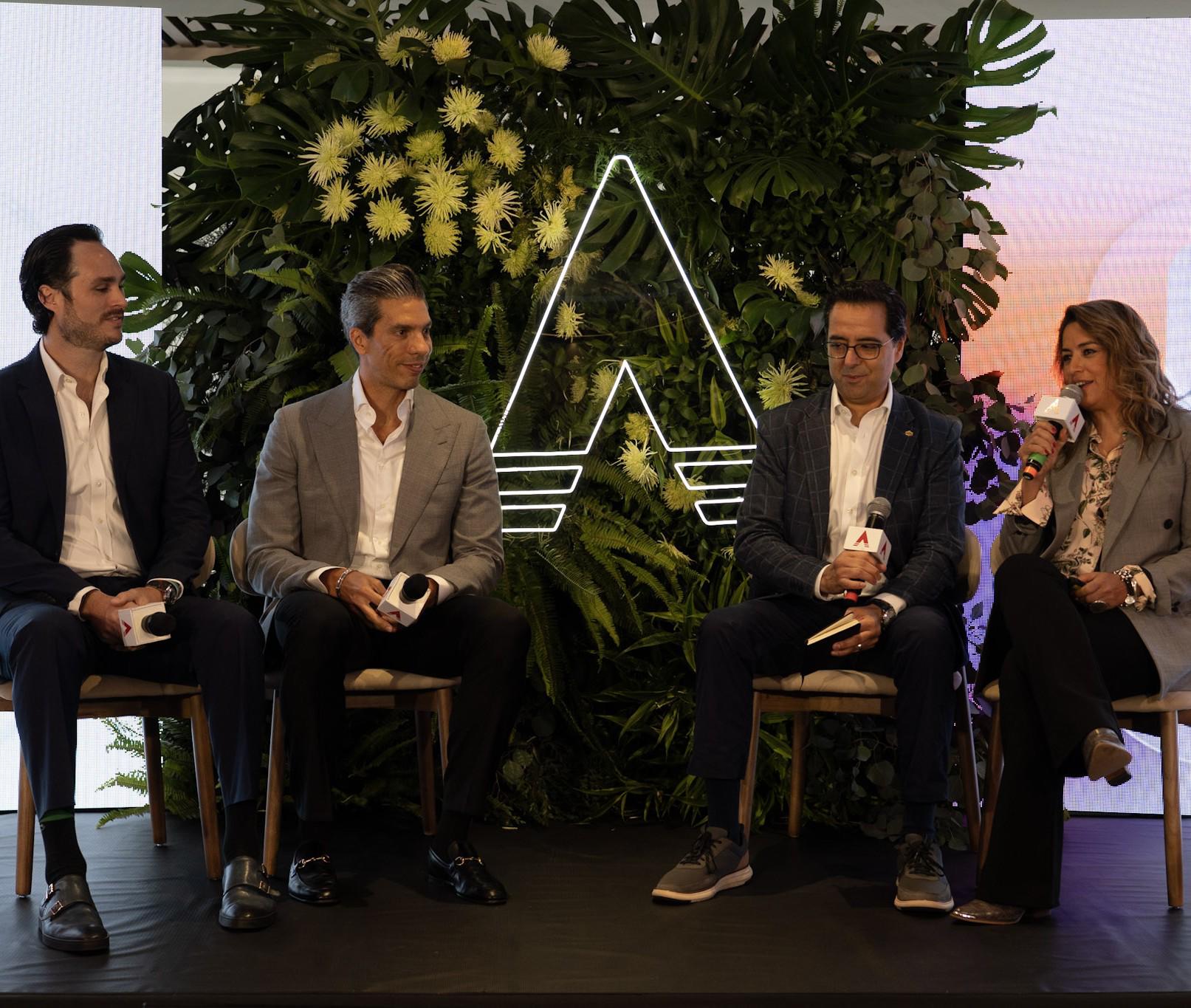 Latinoamérica no está viviendo simplemente una época de cambios, sino un cambio de era<b>,</b> sostuvo Volcano en el evento presentación. (Foto: Cortesia)